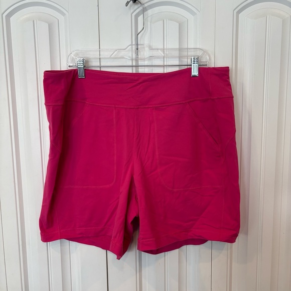 Duluth Trading Co Pants - Duluth Trading Co Pink Shorts‎ Size 1X